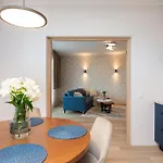 Aatrium Kinnisvara Riia Str 22 80 M2 With 2- Bedrooms And 45 M2 Terrace تارتو