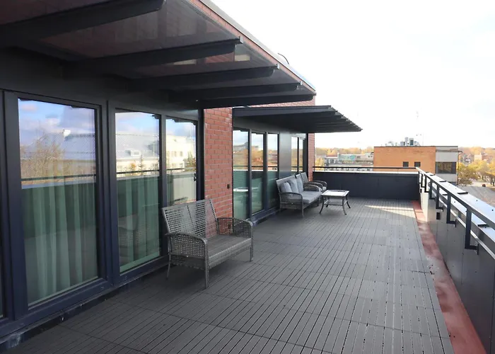 Aatrium Kinnisvara Riia Str 22 80 M2 With 2- Bedrooms And 45 M2 Terrace شقة